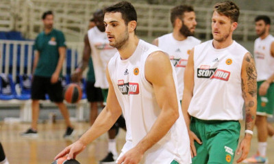 Παναθηναϊκός ΟΠΑΠ: Με το Νο10 του πατέρα του ο Παπαπέτρου (video&photo)