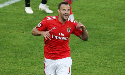 ΑΕΚ-Μπενφίκα: Τα γρήγορα δυο γκολ των Πορτογάλων (videos+photos)