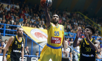 Περιστέρι-ΑΕΚ 83-80: Επέστρεψε με «μπαμ»