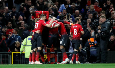 Αγγλία: Ο υπ’ ατμόν Σάντσες έσωσε τον Μουρίνιο