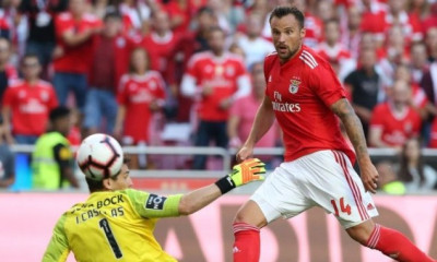 Πήρε το ντέρμπι και ανέβηκε στην κορυφή η Μπενφίκα!