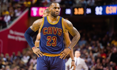 Από θέση του Λεμπρόν… χώρος για πετσέτες! (photos)