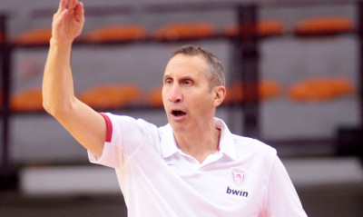 Μπλατ: «Με κίνητρο για τη νίκη»