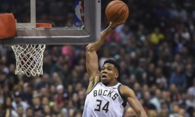 Τρελαίνει κόσμο ο Giannis: Το απίστευτο triple – double του Αντετοκούνμπο σε 25 λεπτά! (video)