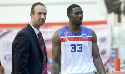 Χουγκάζ: «Προχωράμε ενωμένοι, νίκη με Άρη!»