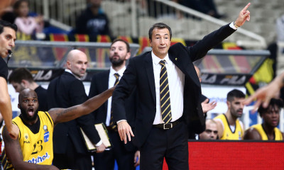 Μπάνκι: «Στο χέρι μας να δείξουμε ποιοι είμαστε…»