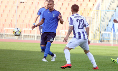 Μυθικό: Έβαλαν… καναπέδες δίπλα στον πάγκο του Ηρακλή! (videos & photos)