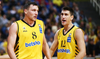 ΑΕΚ: «Καταιγίδα» «Λάρι»-Γιόνας, πέτυχαν 12/17 τρίποντα! (video)