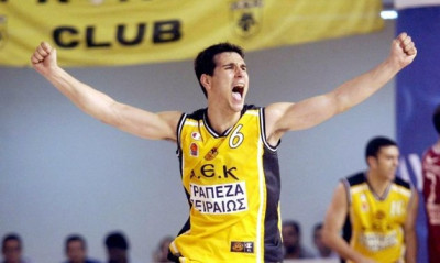 Γυρίζει σπίτι του ο Ζήσης, τον τιμά η ΑΕΚ!