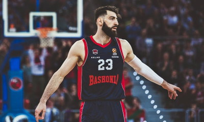 Euroleague: Έγραψε ιστορία ο Σενγκέλια (photo)