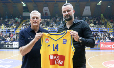 Περιστέρι: Η βράβευση του Γκούροβιτς (photos)