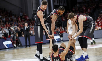 Αποχώρησε τραυματίας ο Ζήσης, νίκησε η Μπάμπεργκ