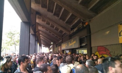 Άρης-ΠΑΟΚ: Ένταση στο «Βικελίδης», έξαλλοι οι οπαδοί!  (photos)