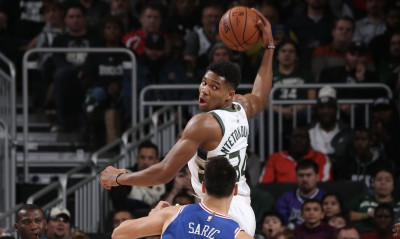 NBA: Σαρώνουν Μπακς και Γιάννης (video)