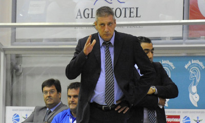 Πανιώνιος: Χουγκάζ έφυγε, Φραγκιάς στο τιμόνι