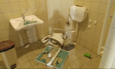 Τα έσπασαν στο Παμπελοποννησιακό Στάδιο οι οπαδοί του Ολυμπιακού (photos)