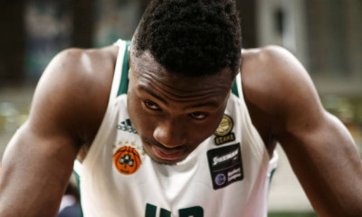 Ο Θανάσης «ανοίγει» την καρδιά του: «Δεν ξεχνάμε από πού ήρθαμε…»