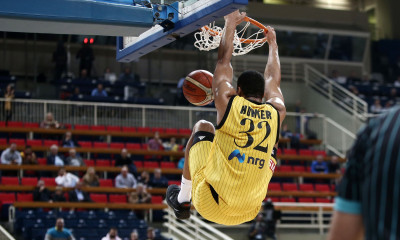 ΑΕΚ-Φουενλαμπράδα 78-71: ΦουενΛΑΜΠρΑΔΑ στο μπόι του Χάντερ!