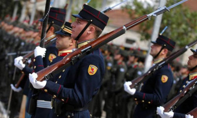 Αναδρομικά ενστόλων: Επιστρέφονται 820 εκατ. ευρώ - Δείτε πόσα και πότε θα τα λάβουν