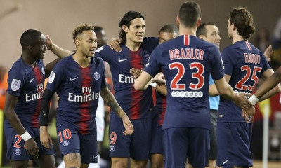 Κάνει πλάκα η Παρί! (video)