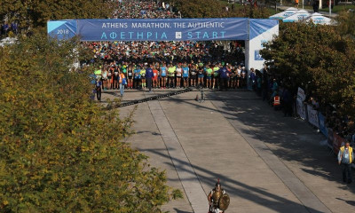 Αυθεντικός Μαραθώνιος Αθήνας: Η πιο συγκινητική στιγμή! (videos)