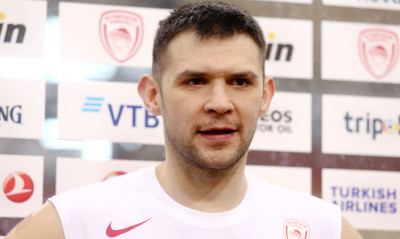 Παπανικολάου: «Σκεφτόμαστε μόνο την Φενέρ, έχουμε δύσκολο παιχνίδι μπροστά μας»