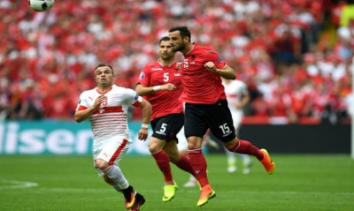 Τσαμπουκάς και αποβολή Μάβραι στο Αλβανία-Σκωτία