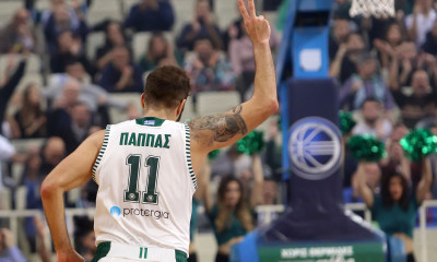 Απέναντί του κάνει… Παππάδες! (photos+videos)