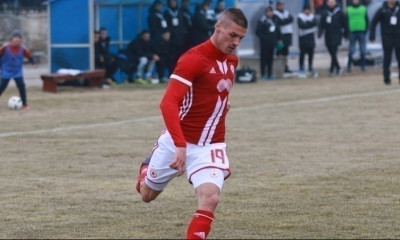 Ο Ολυμπιακός διαψεύδει για τον Αραούχο, στο «κάδρο» ο Ντεσπότοφ (video)