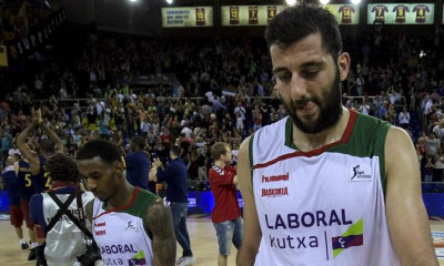 Ο Μπουρούσης ηττήθηκε από τον πρώην συμπαίκτη του, Ντάριους Άνταμς