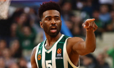 Παναθηναϊκός ΟΠΑΠ-Μπαρτσελόνα: Το buzzer beater του Λάνγκφορντ (video)