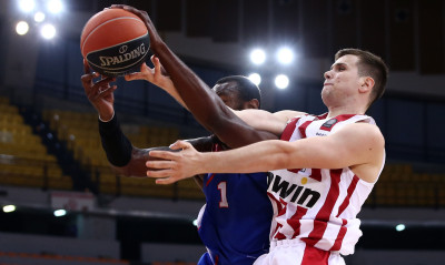 Αγραβάνης: «Αισθάνομαι σαν να ξεκινάω πάλι το μπάσκετ»