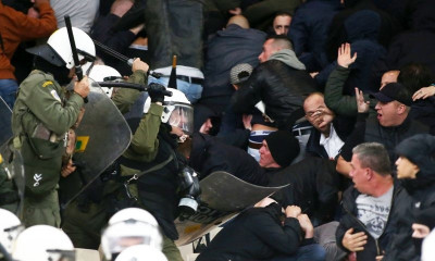 ΑΕΚ - Άγιαξ: Η φωτογραφία που ανάγκασε τους κάφρους να σταματήσουν τα επεισόδια! (photo)