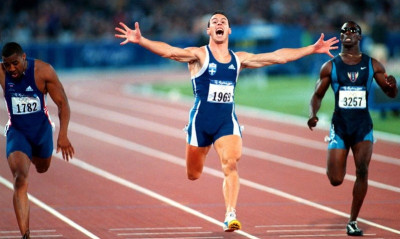 Ο Κεντέρης πήρε… χρυσό και στις επιχειρήσεις! (photos)