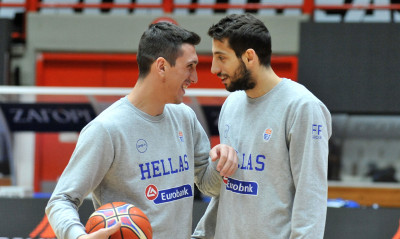 Ελλάδα-Γερμανία: Ο «πυροβολισμός» Λαρεντζάκη από το «σπίτι» του (video)