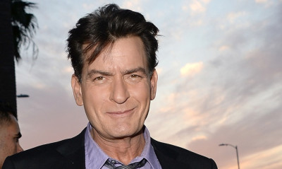 Παγκόσμια ημέρα κατά του AIDS: Charlie Sheen, ο σταρ που νίκησε το AIDS! (vid)
