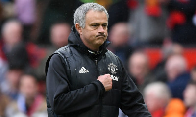 Μένει στην Γιουνάιτεντ ο Μουρίνιο