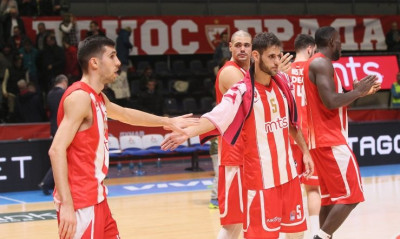 Ερυθρός Αστέρας: «10 στα 10» με πρωταγωνιστή τον Περπέρογλου