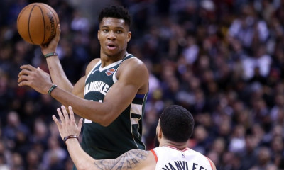 Απίστευτος Αντετοκούνμπο φώναξε «Ζήτω η Ελλάδα» μετά το ματς με τους Ράπτορς (video)