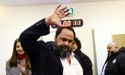 Ολυμπιακός – Μίλαν: Οι έξαλλοι πανηγυρισμοί του Μαρινάκη (photos)