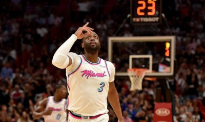 NBA: Γουέιντ σαν το παλιό καλό κρασί! (vid)