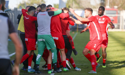 Football League: Ο Πλατανιάς το ντέρμπι με σόου Καραγκούνη