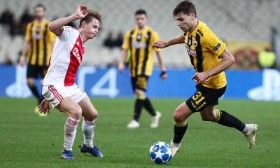 ΑΕΚ: Χριστουγεννιάτικες… βουτιές ο Μπογιέ! (photo)