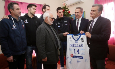 Η Εθνική Ομάδα δίπλα στα παιδιά του Παιδικού Χωριού SOS (photos)