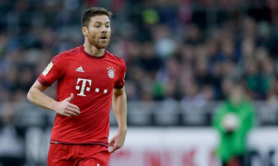 Θέλει Τσάμπι Αλόνσο στην Μπάγερν ο Ρουμενίγκε