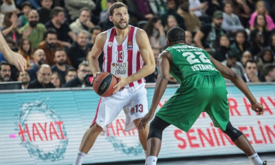 Στρέλνιεκς: «Ίσως έπρεπε να χάσουμε, για να μείνουν τα πόδια στο έδαφος»