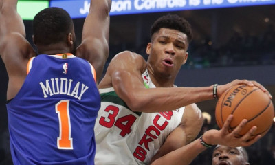 NBA: «Καθάρισε» ξανά τους Νικς ο Γιάννης (vid)