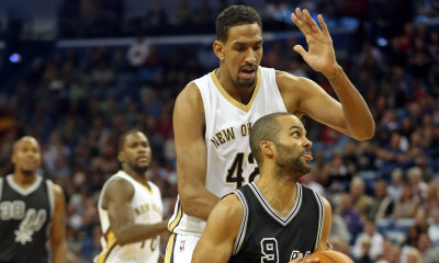 Επίσημο: Ο Τόνι Πάρκερ έστειλε τον Αλέξις Αζινσά πίσω στην Ευρώπη!