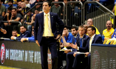 Τρελό «κράξιμο» Σφαιρόπουλου στους παίκτες του (video)