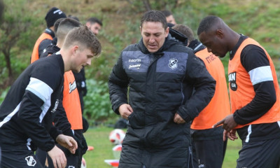 ΟΦΗ: Στην έξοδο Αραβίδης, Κομεσίδης (video)